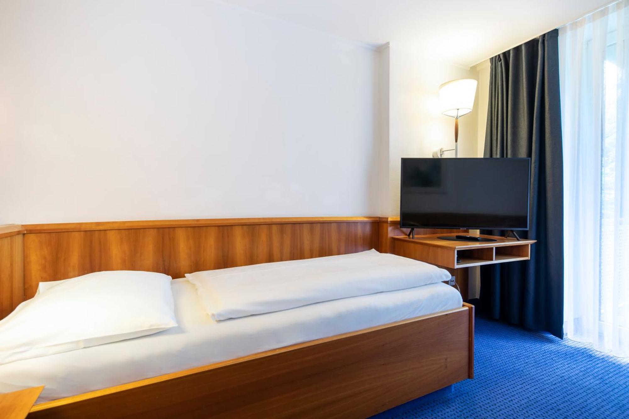 Roomingtons Karoli Waldkirchen Buitenkant foto